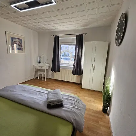 Apartament Haus Mit Garten *