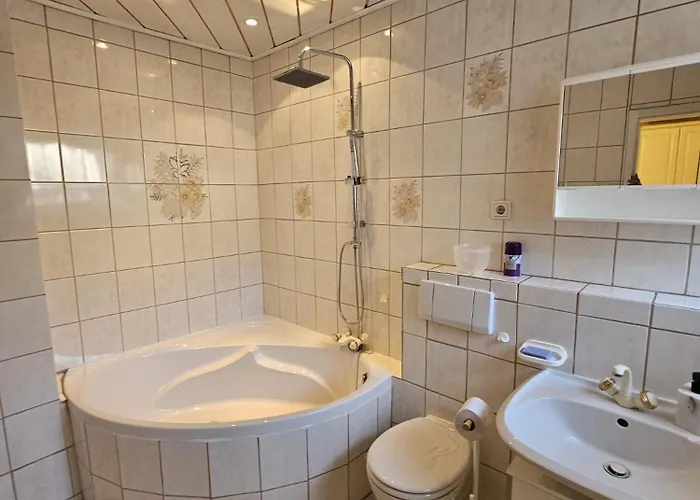 Haus Mit Garten 公寓 *